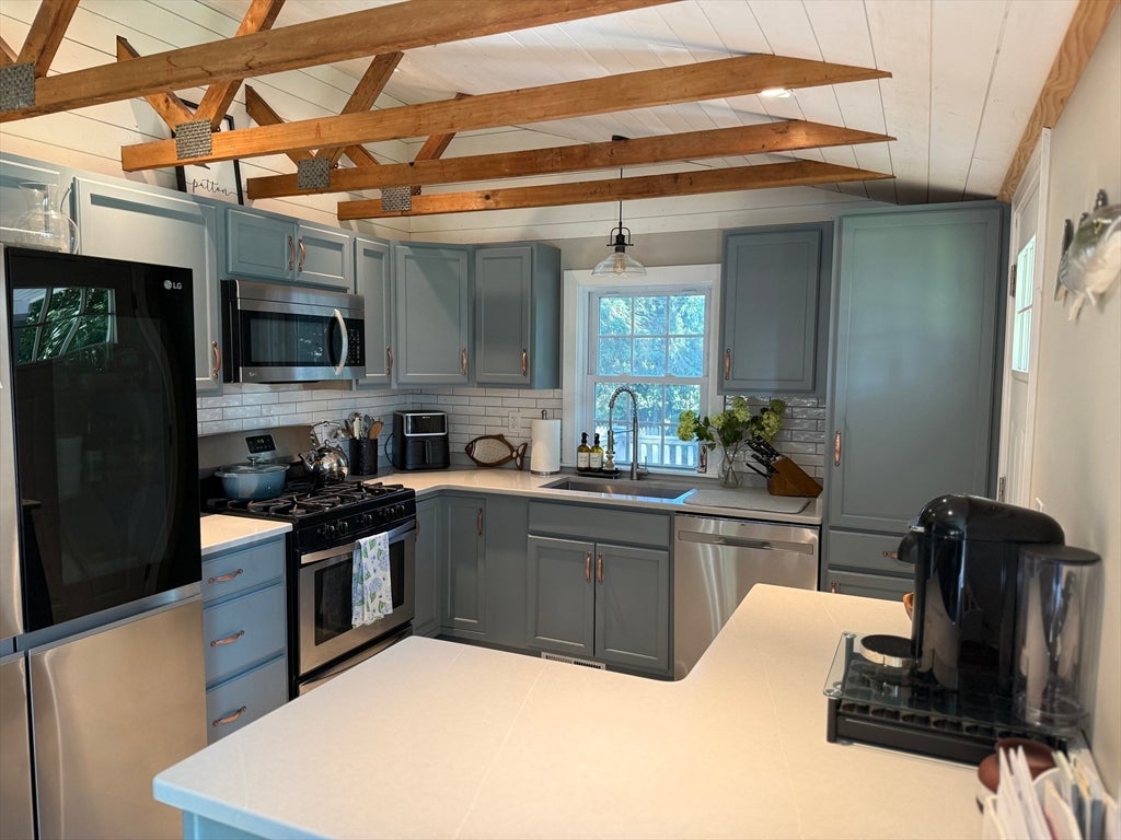 72 Handy Rd, Bourne, MA Photo #12
