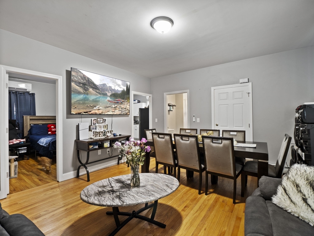 271 Mulberry St
