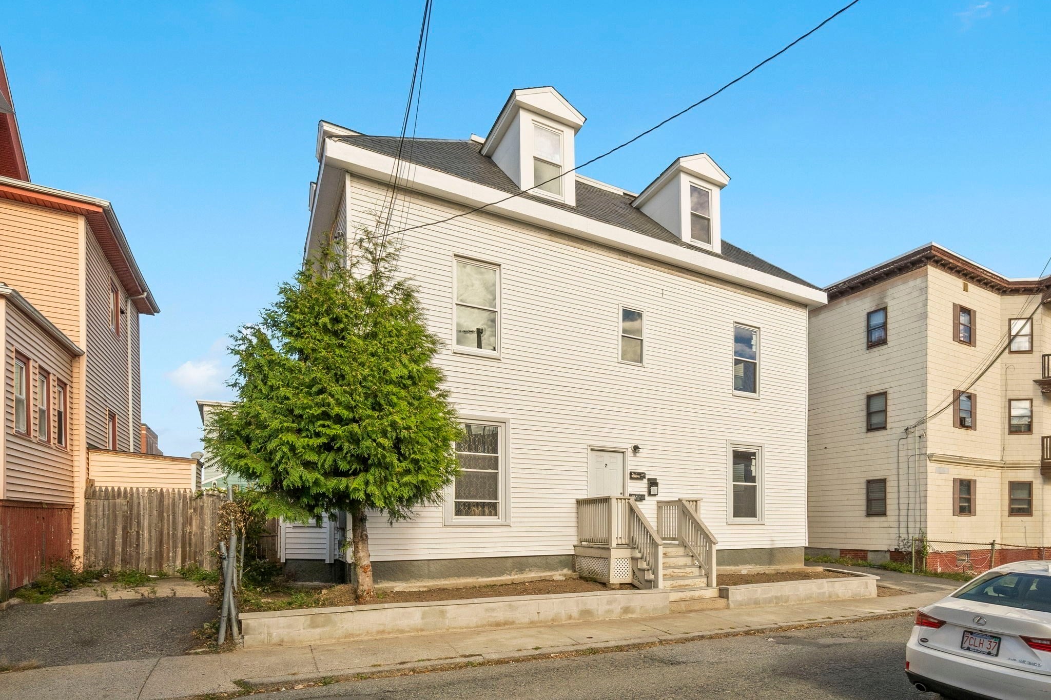 Photo of 7 Alice Ave, Lynn, MA