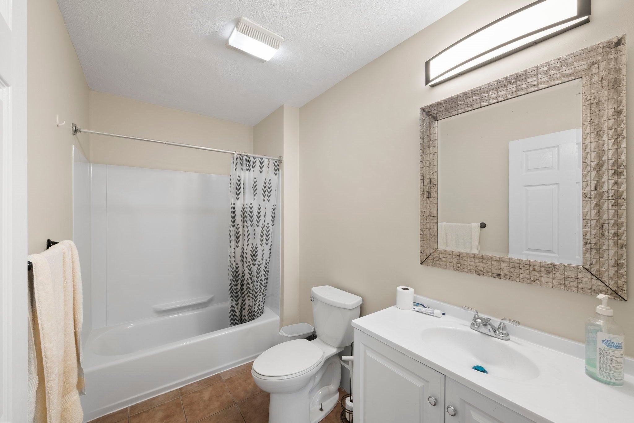7 Alice Ave, Lynn, MA, 7 Alice Ave, Lynn, MA Photo #10