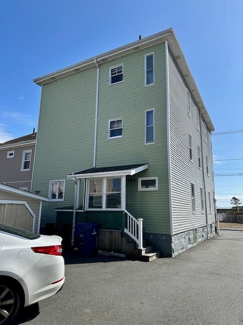 95 Scott St