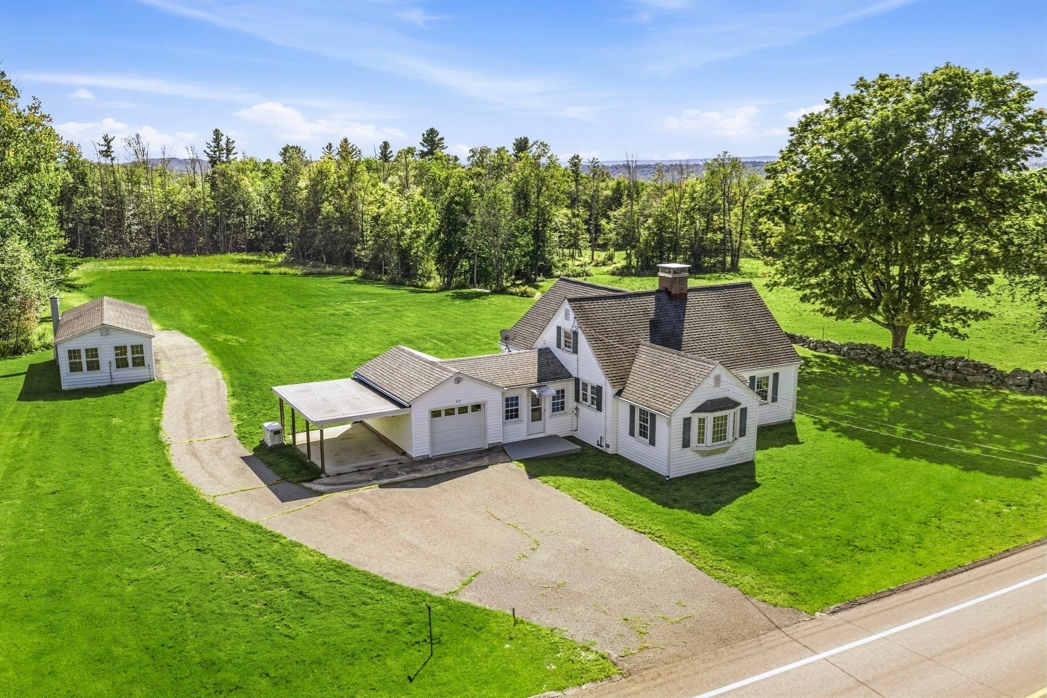Photo of 515 Main Rd, Chesterfield, MA