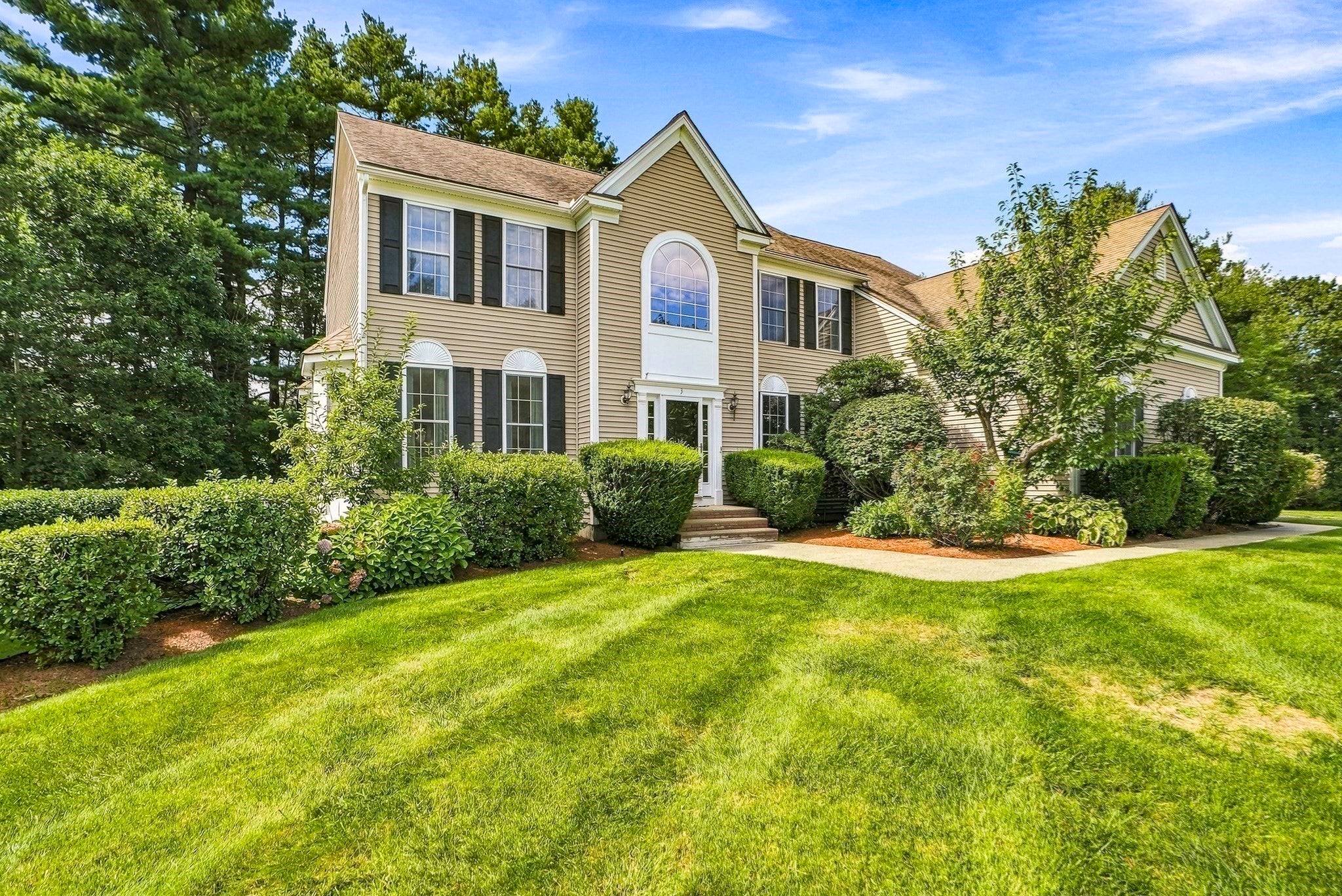 3 Washington Lane, Hopkinton, MA Photo #2