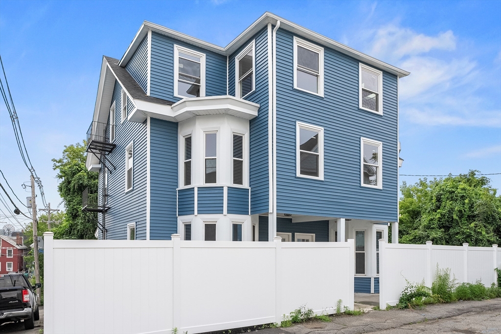 17 Burns Street 2