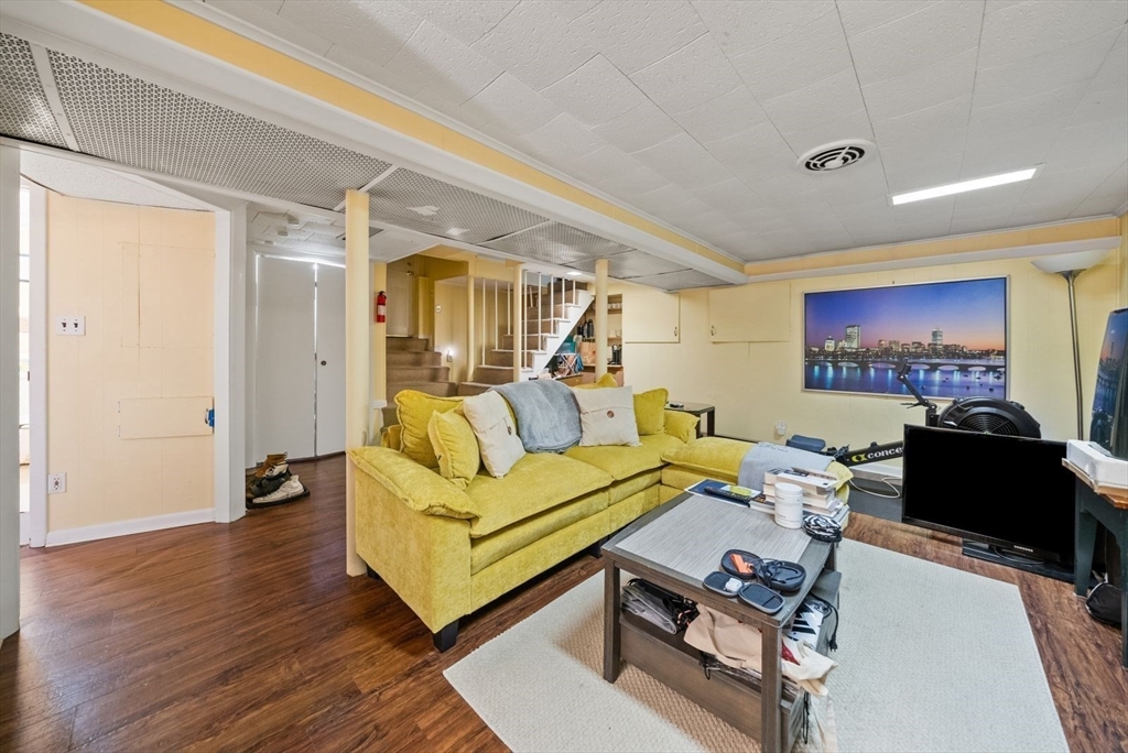 39-41 Donnybrook Rd, Boston, MA Photo #13