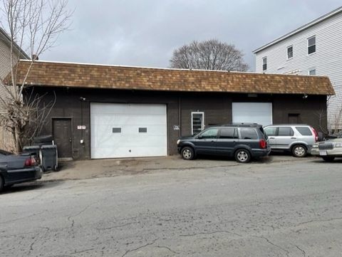 9 7th Ave Haverhill MA 01830