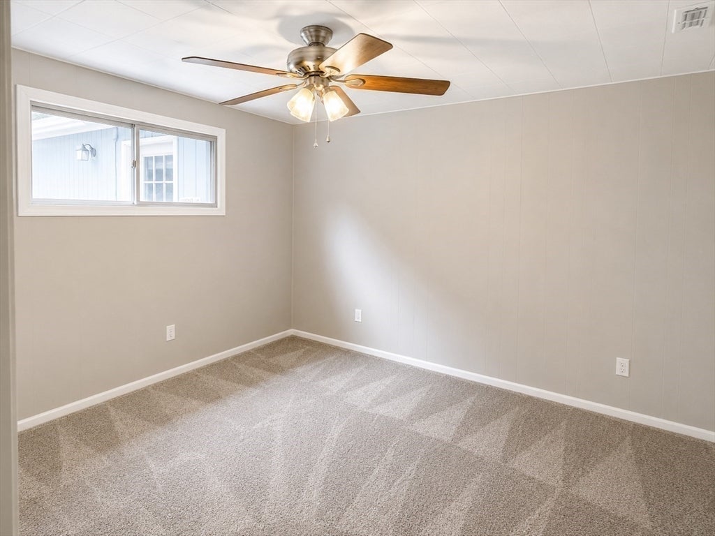 458 Beech St, Rockland, MA Photo #10