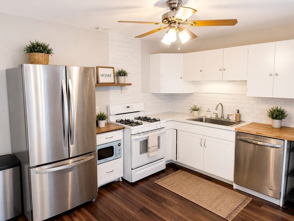 458 Beech St, Rockland, MA Photo #4