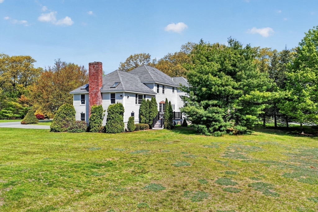 2 Stouffer Cir, Andover, MA Photo #38