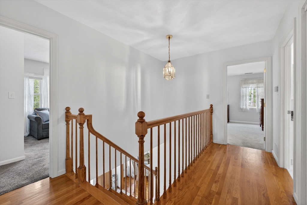 2 Stouffer Cir, Andover, MA Photo #23