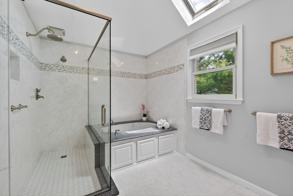 2 Stouffer Cir, Andover, MA Photo #28