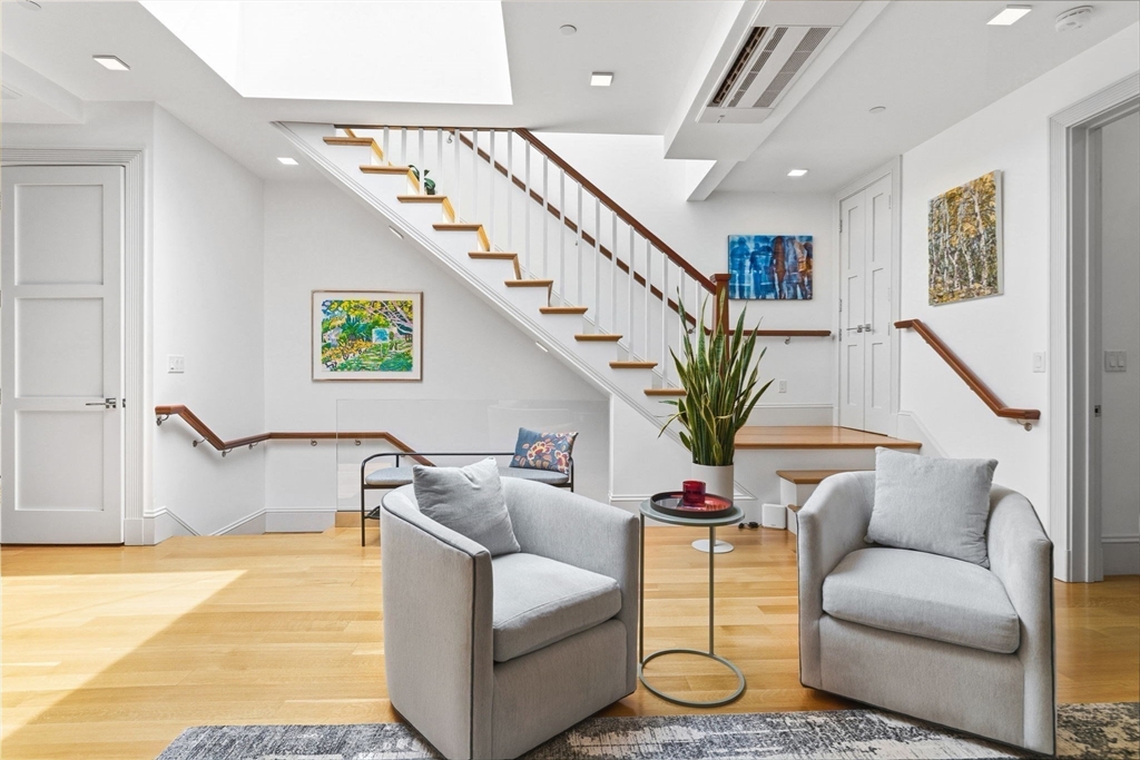 1762 Beacon Street 4