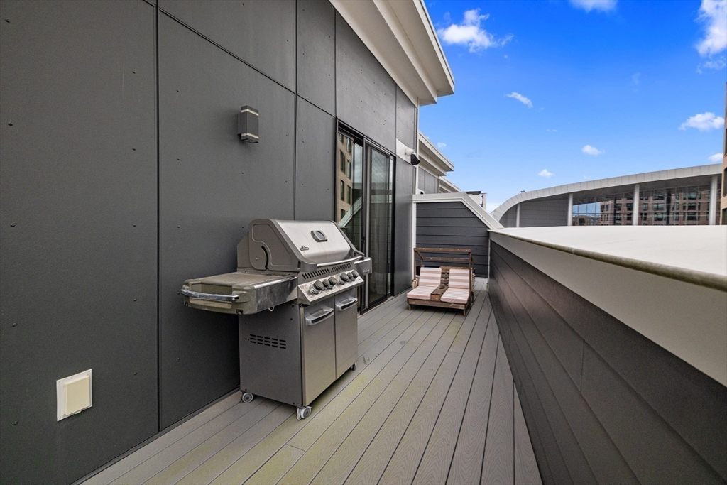 50 Hichborn St 506