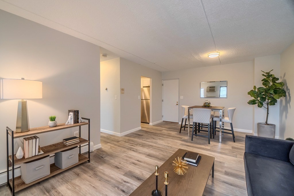 159 Franklin St C2