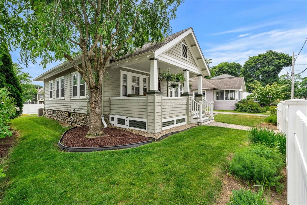 31 Sycamore St