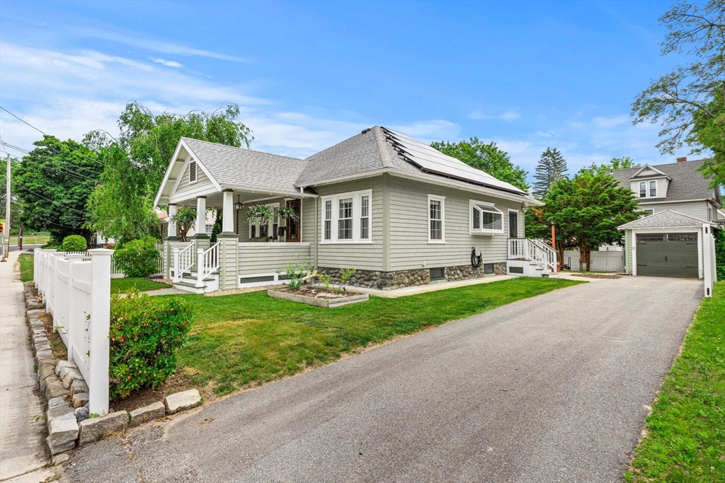 31 Sycamore St