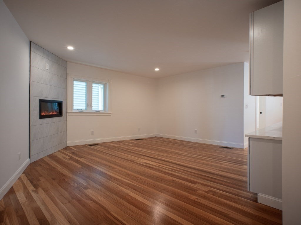 491 East 6th Street #1, Boston, MA Photo #3