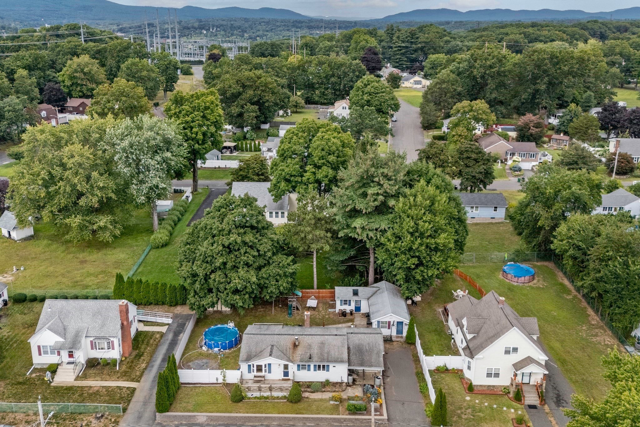 80 Quartus St, Chicopee, MA, 80 Quartus St, Chicopee, MA Photo #7