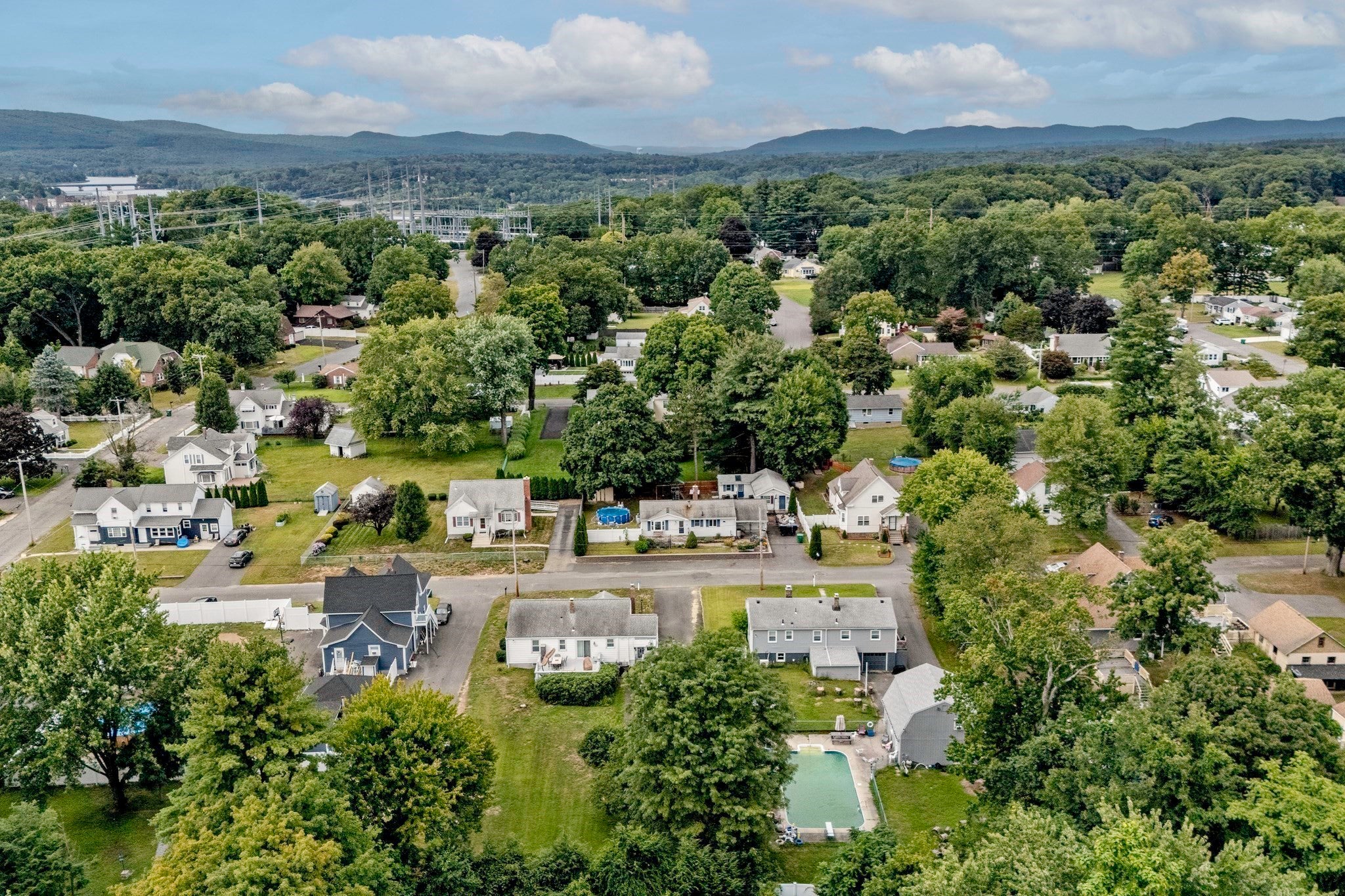 80 Quartus St, Chicopee, MA, 80 Quartus St, Chicopee, MA Photo #9