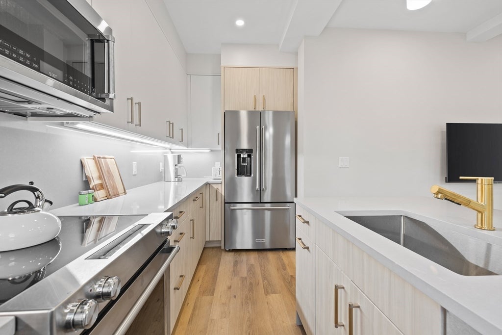 46 Lancaster Terrace #46, Brookline, MA, 46 Lancaster Terrace #46, Brookline, MA Photo #7