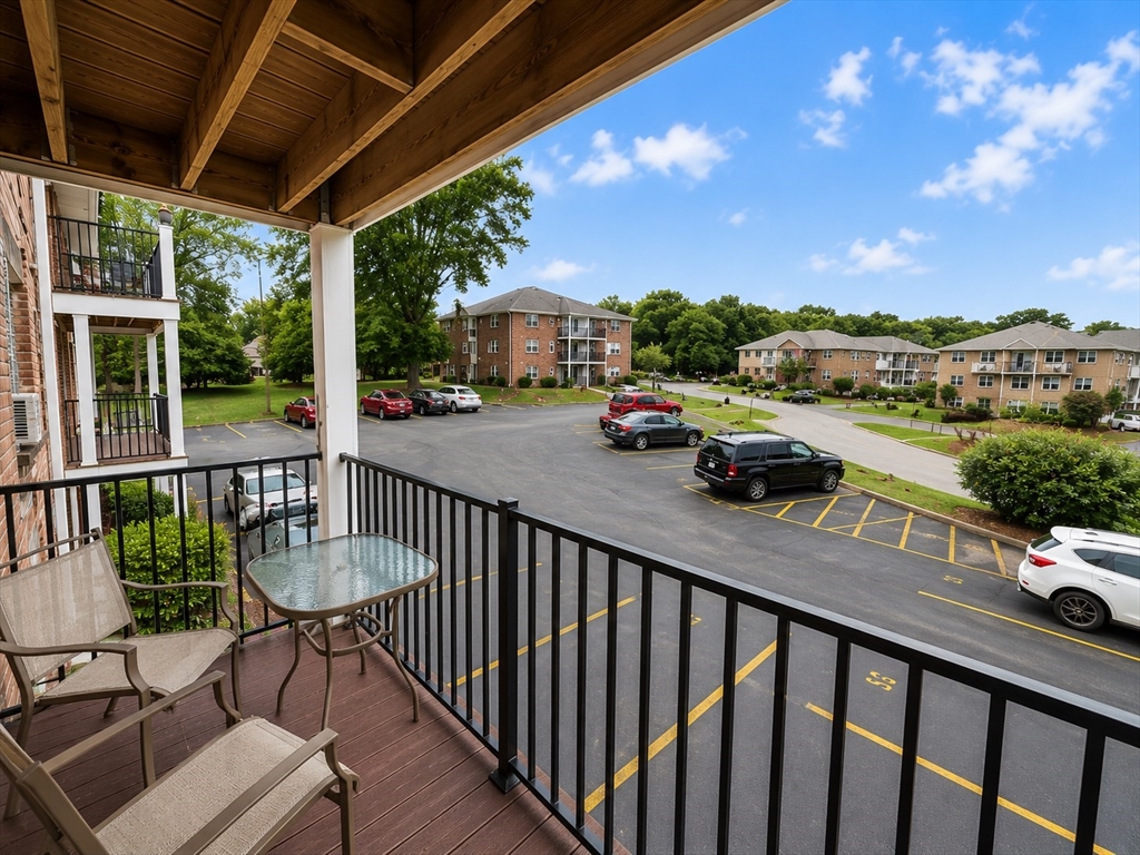 Click for 9 Kenmar Dr #13, Billerica, MA slideshow