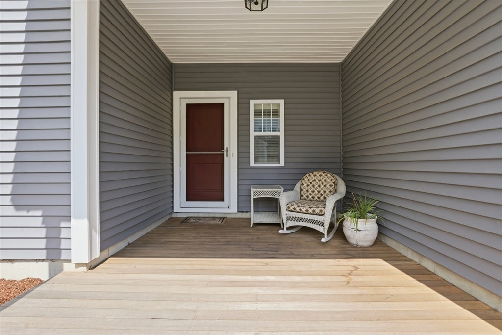 8 Lantern Way 8