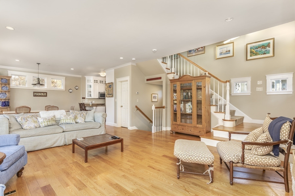 10 Risley Road