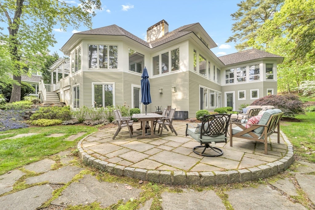 43 Country Club Way