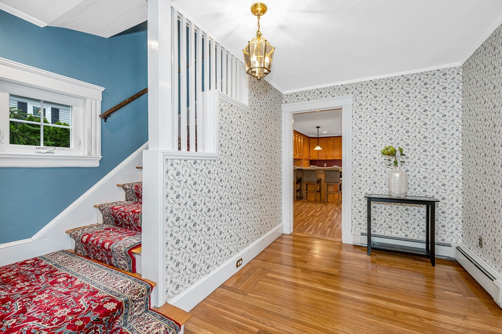 35 Warren Avenue