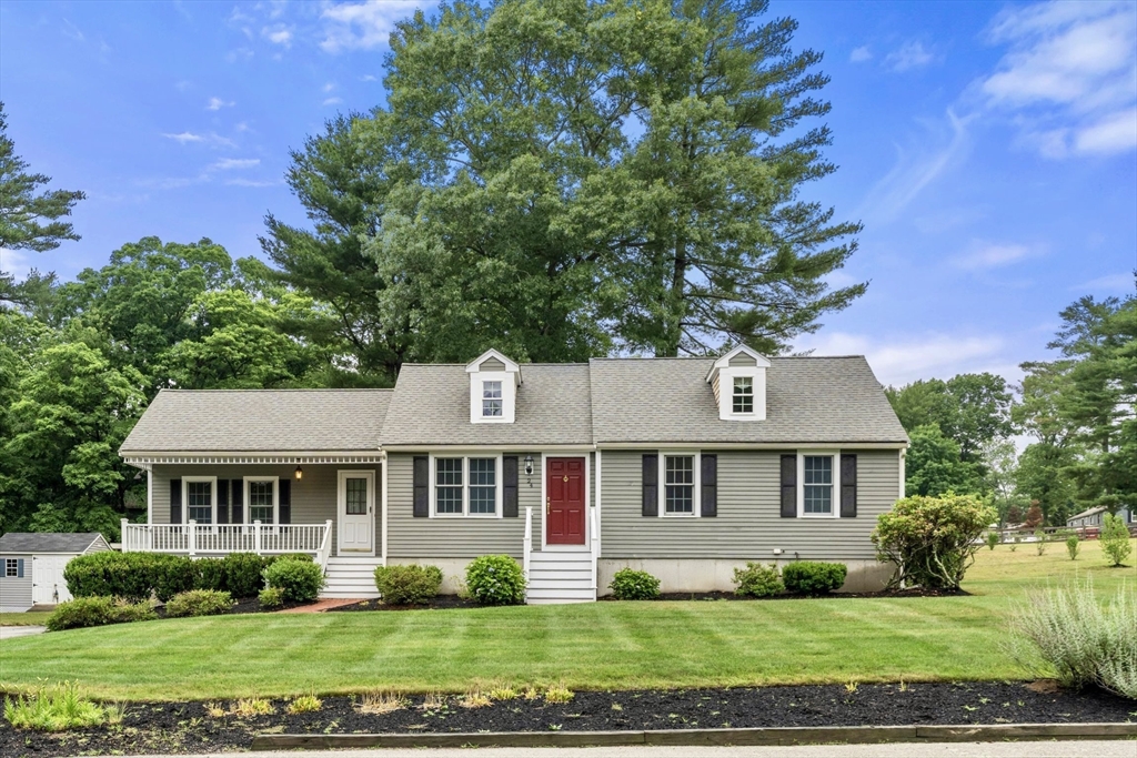 24 Ryder Ln