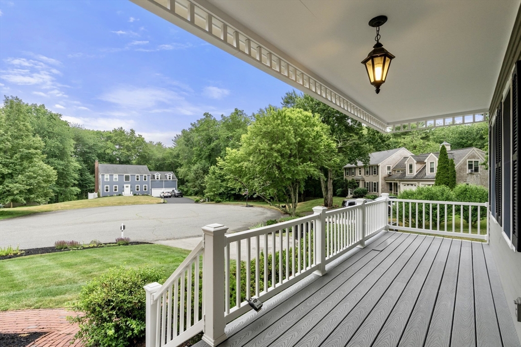 24 Ryder Ln