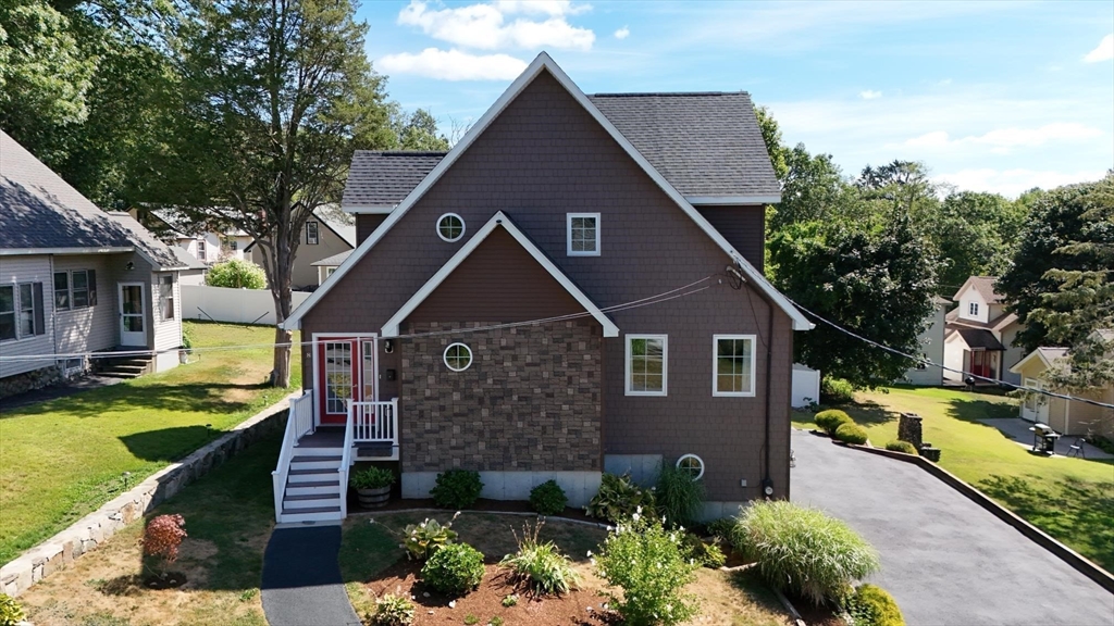 8 Shirley St