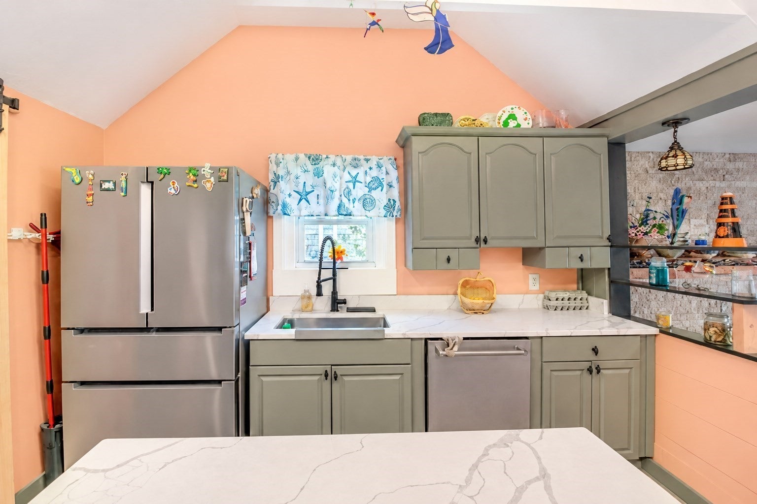 Photo of 21 Custer St, Rockland, MA
