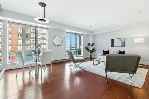 197 8th St 501 Boston MA 02129