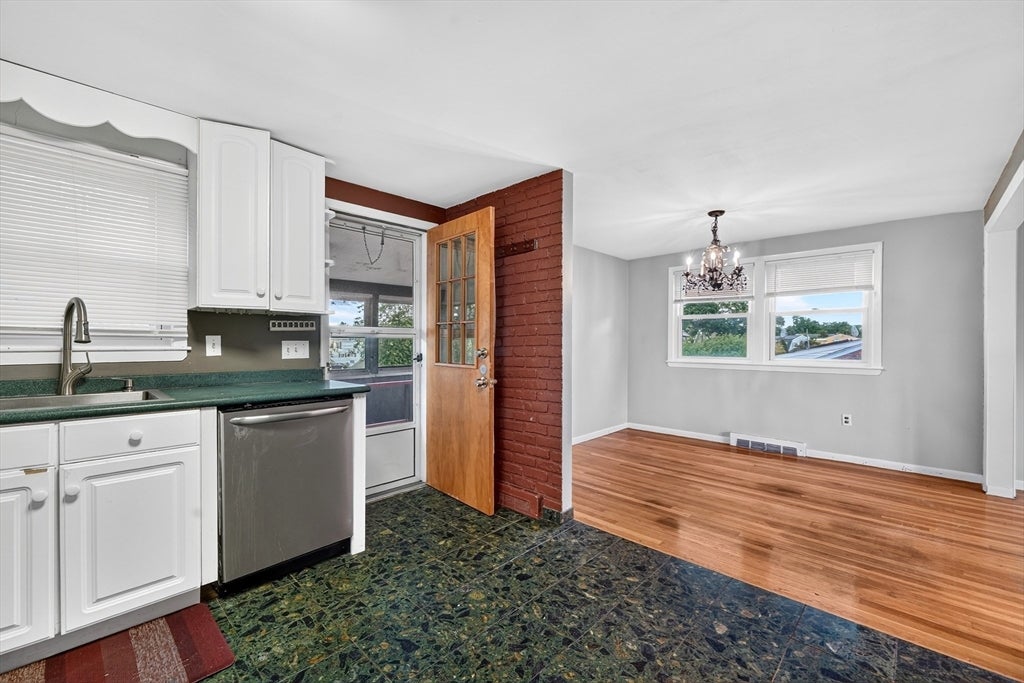 67 Brookline ST #2, Watertown, MA, 67 Brookline ST #2, Watertown, MA Photo #5