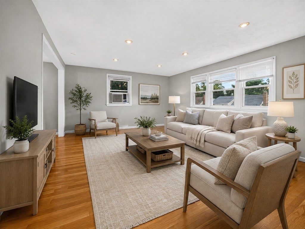 67 Brookline ST #2, Watertown, MA, 67 Brookline ST #2, Watertown, MA Photo #2