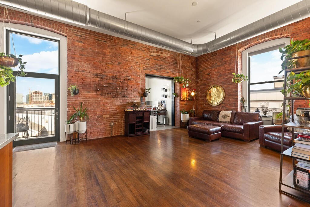 125 B Street 4D
