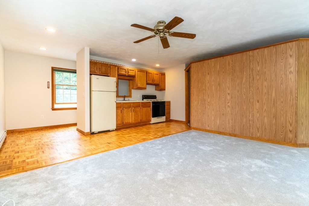 10 Ellis St, Medway, MA Photo #28
