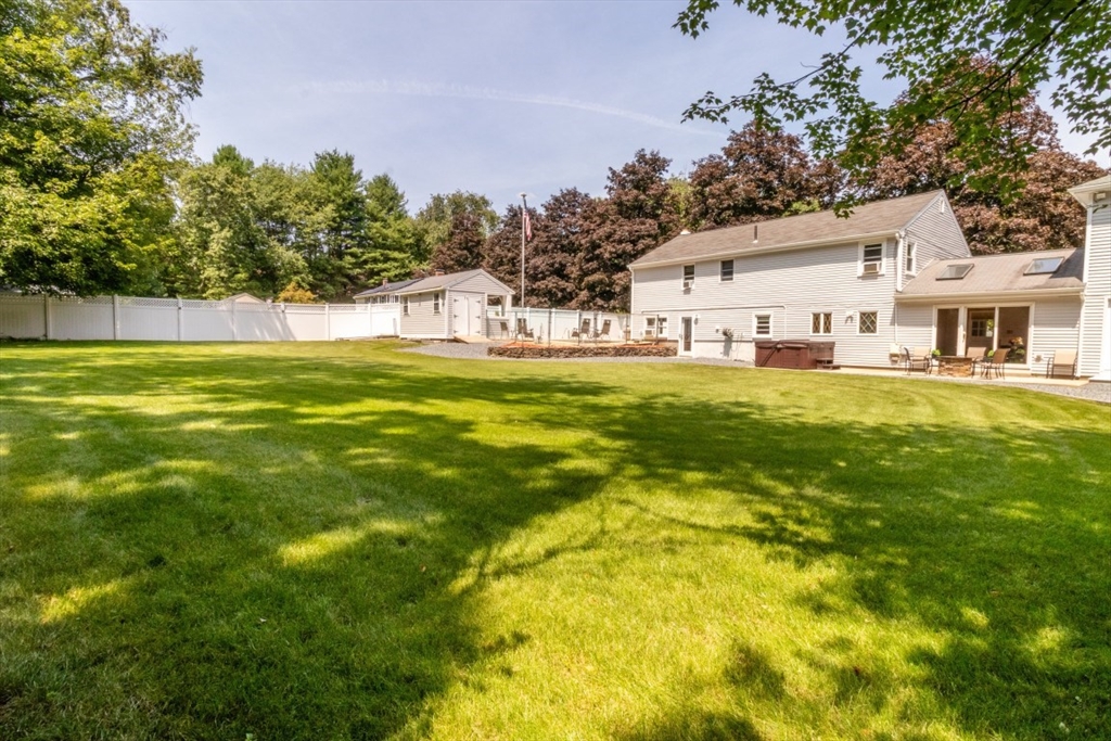 10 Ellis St, Medway, MA Photo #35