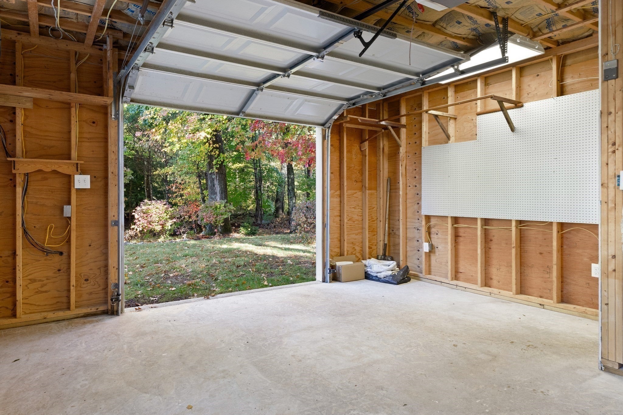 24 Crossbow Ln, North Andover, MA Photo #37