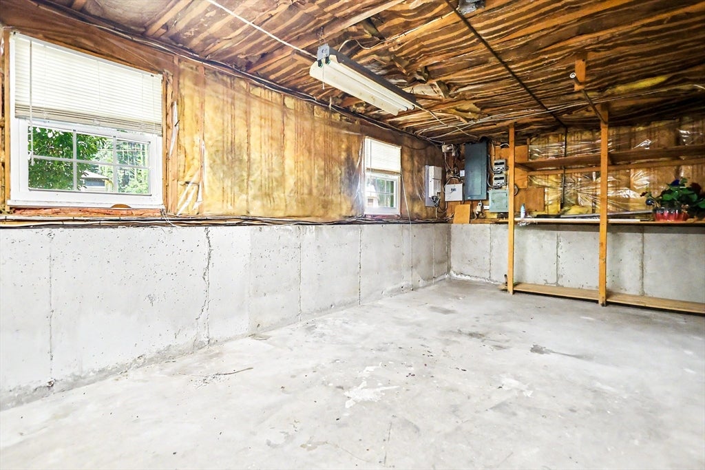 30 Sugar Hill Circle, Methuen, MA Photo #18