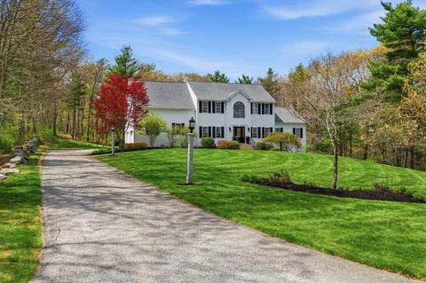 Photo of 10 Briarwood Circle, Douglas, MA 01516 (MLS # 73512918)