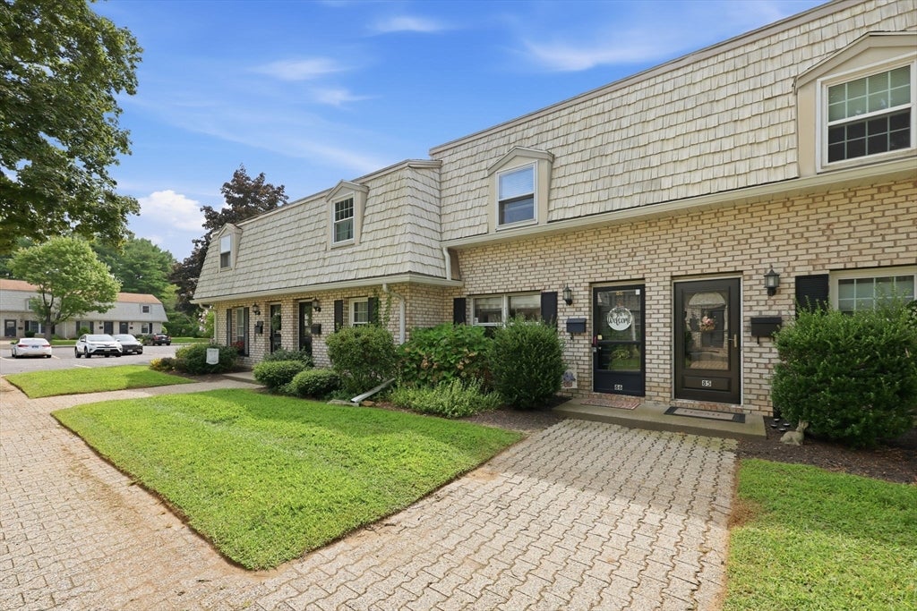 86 Corey Colonial #86, Agawam, MA Photo #3