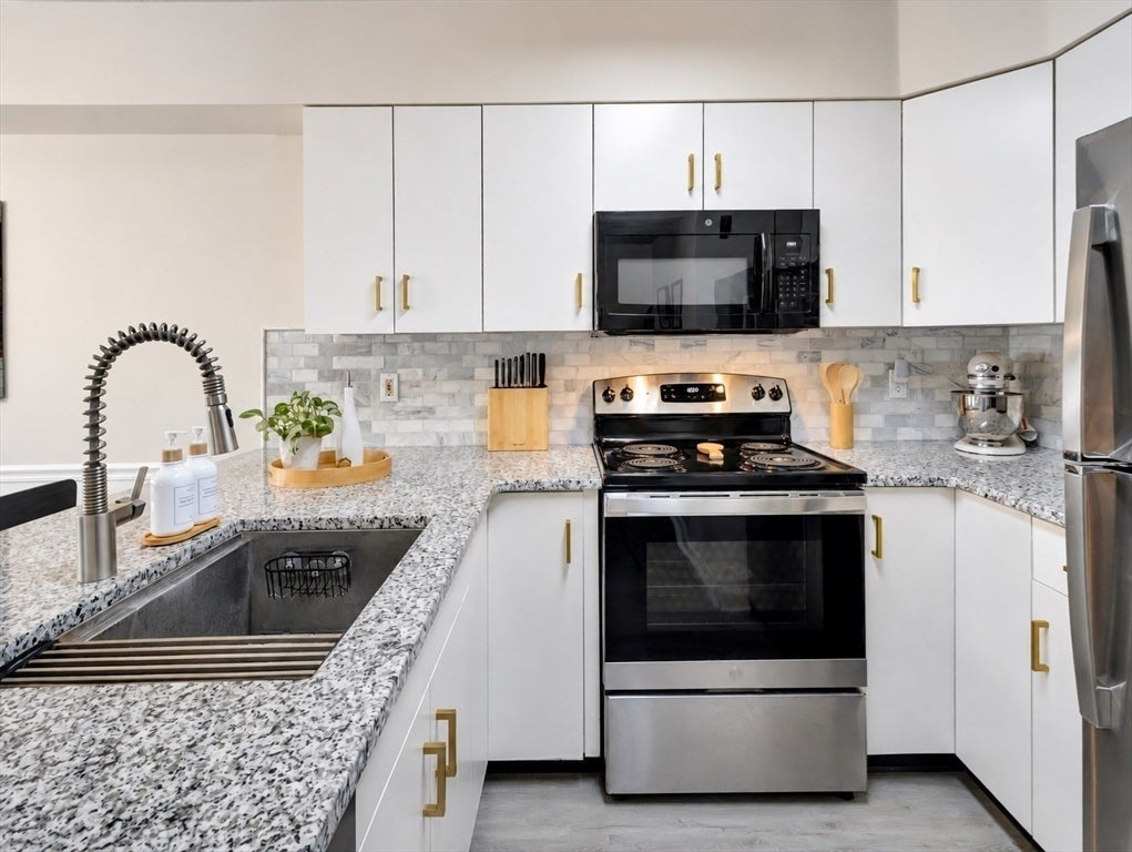 34 Merganser Way #34, Walpole, MA, 34 Merganser Way #34, Walpole, MA Photo #9