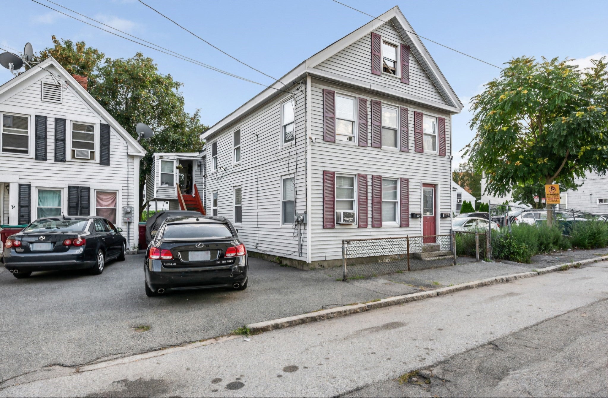 17 Auburn St, Lowell, MA, 17 Auburn St, Lowell, MA Photo #2