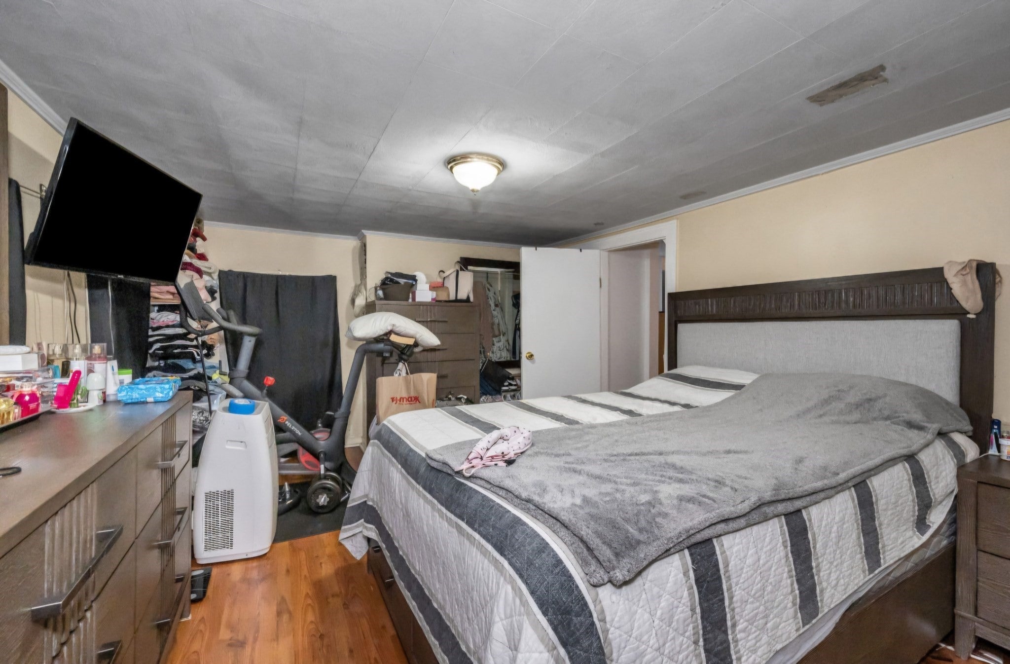 17 Auburn St, Lowell, MA, 17 Auburn St, Lowell, MA Photo #18