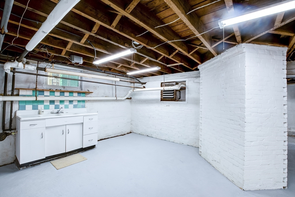 35 Dyer St, Gardner, MA Photo #36