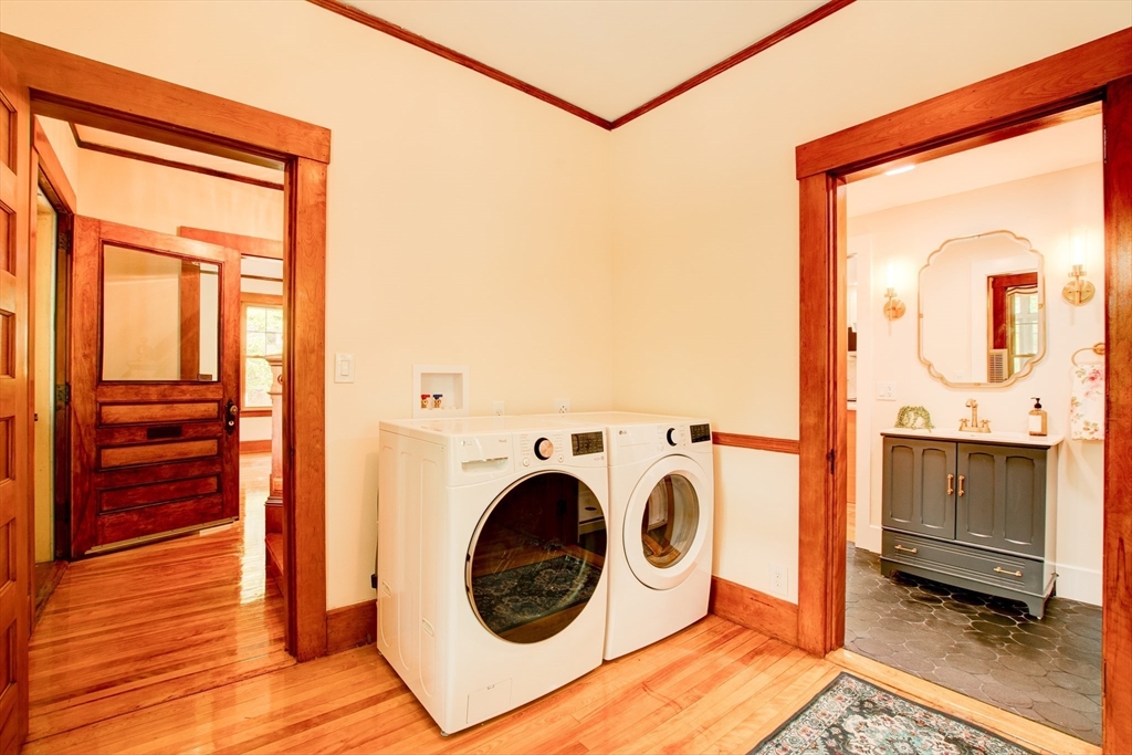 35 Dyer St, Gardner, MA Photo #22