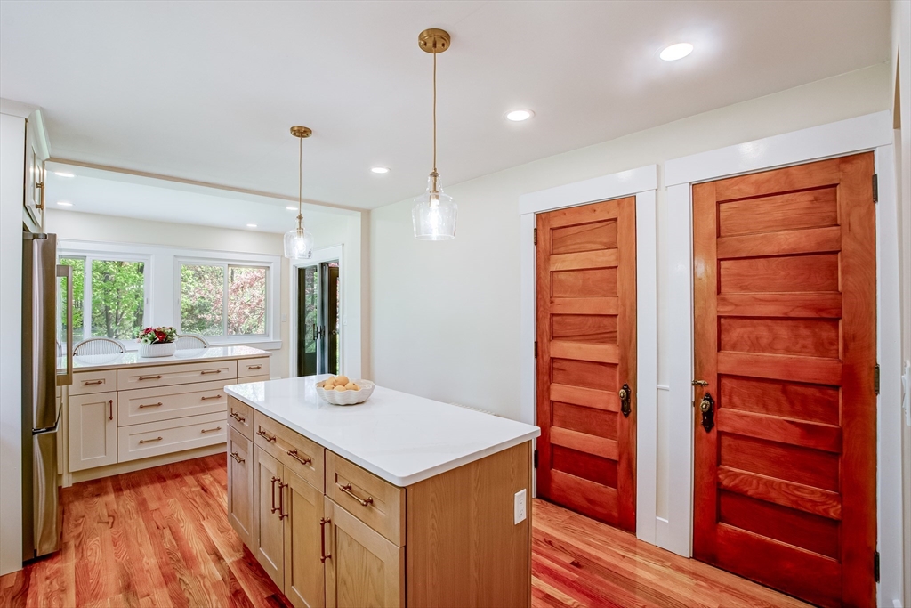 35 Dyer St, Gardner, MA Photo #8