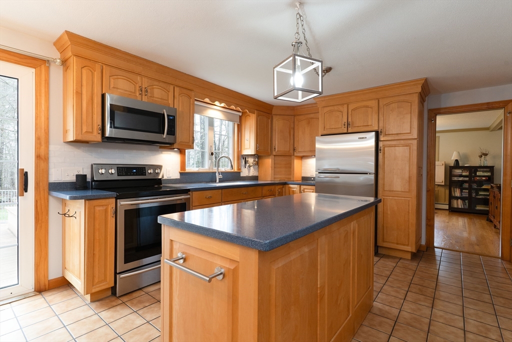 110 Dennison Hill Rd